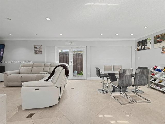 12689 NW 10th Way, Miami, FL 33182