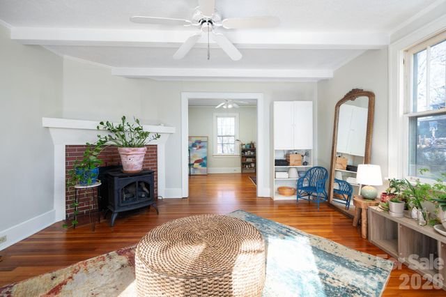 17 Vandalia Avenue, Asheville, NC 28806