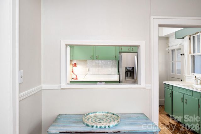 17 Vandalia Avenue, Asheville, NC 28806