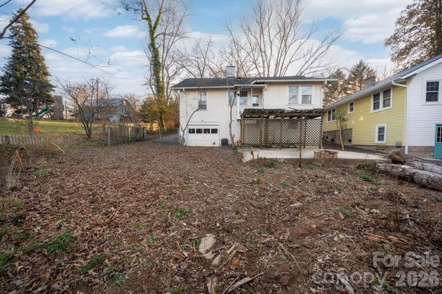 17 Vandalia Avenue, Asheville, NC 28806