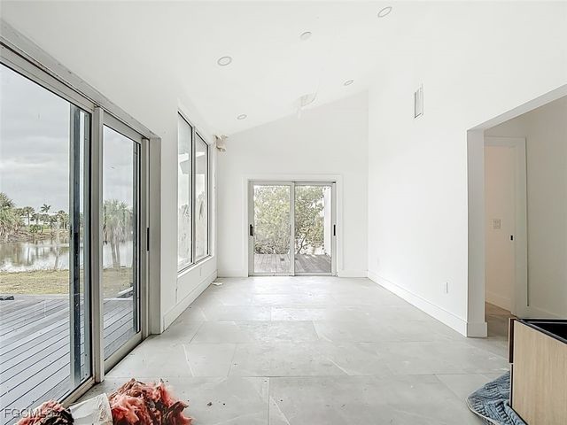 497 Lake Murex CIR, Sanibel, FL 33957