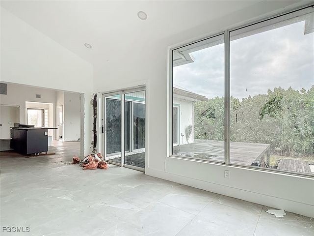 497 Lake Murex CIR, Sanibel, FL 33957