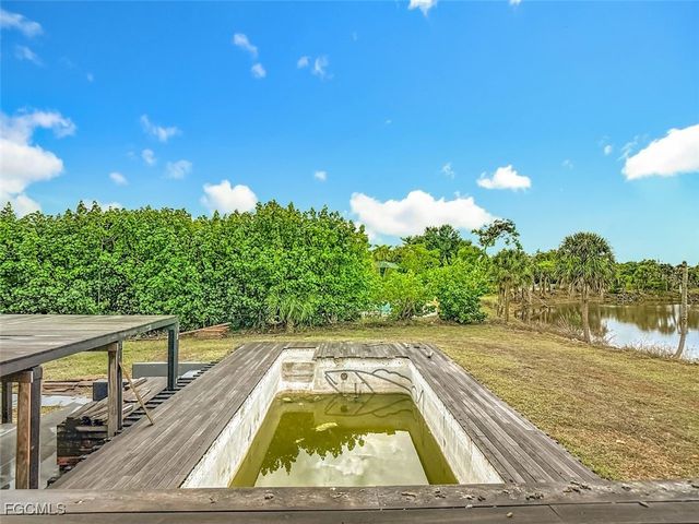 497 Lake Murex CIR, Sanibel, FL 33957