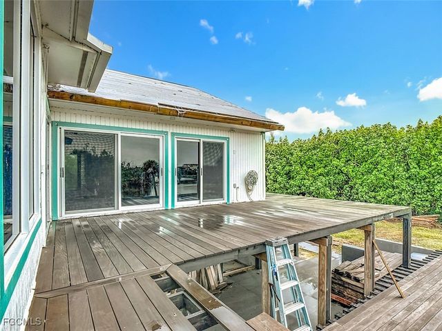 497 Lake Murex CIR, Sanibel, FL 33957