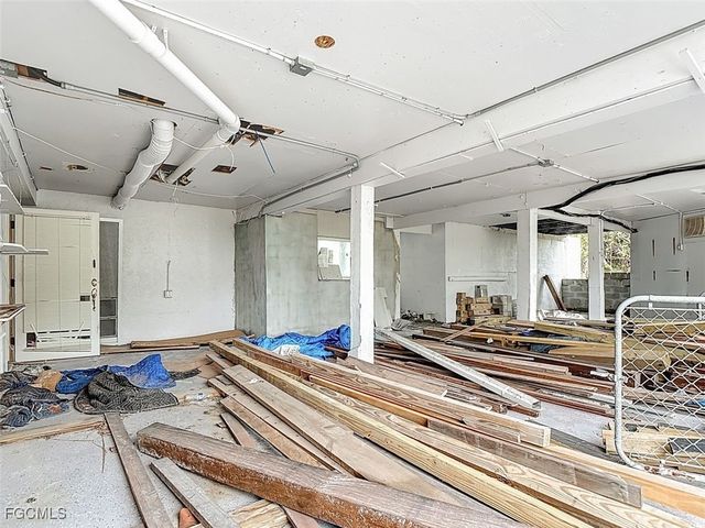 497 Lake Murex CIR, Sanibel, FL 33957