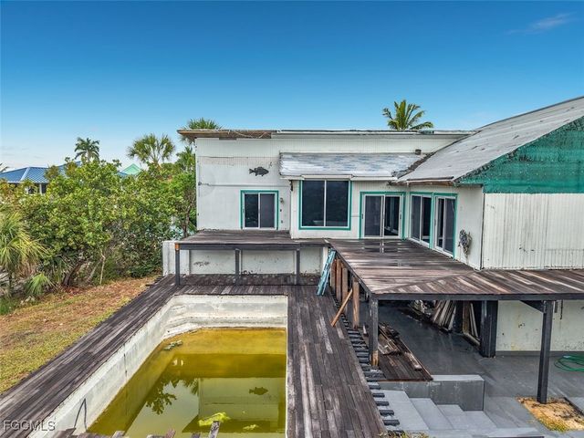 497 Lake Murex CIR, Sanibel, FL 33957