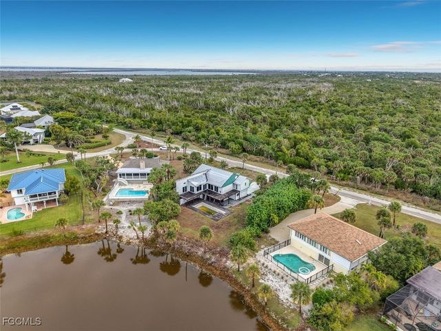 497 Lake Murex CIR, Sanibel, FL 33957
