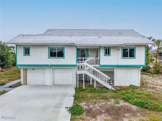 497 Lake Murex CIR, Sanibel, FL 33957
