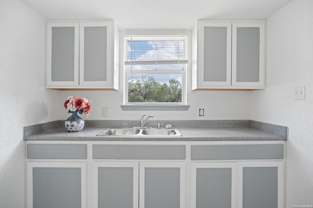 12160 Interstate 10, Converse, TX 78109