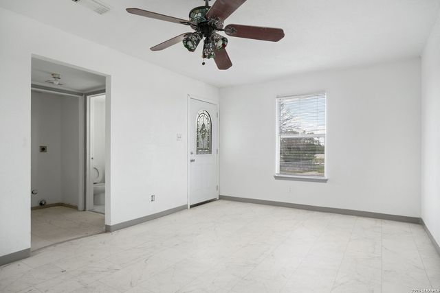 12160 Interstate 10, Converse, TX 78109