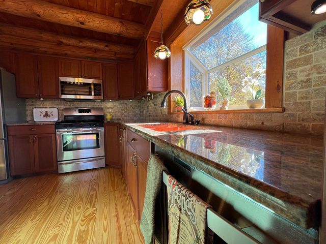 103 CRYSTAL LN, Faber, VA 22938