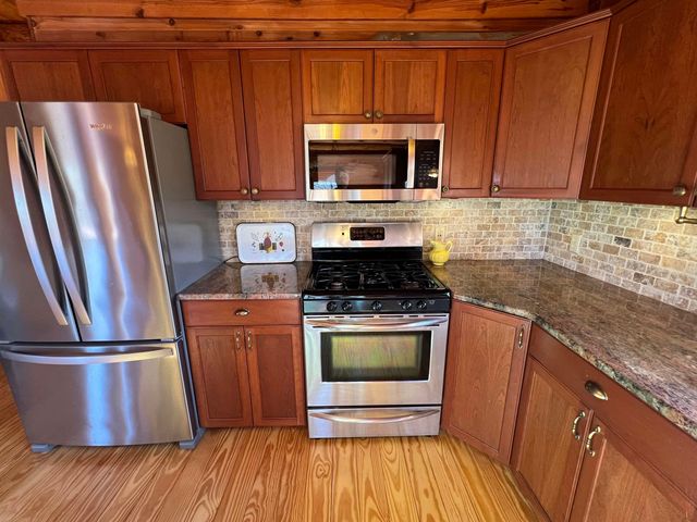 103 CRYSTAL LN, Faber, VA 22938