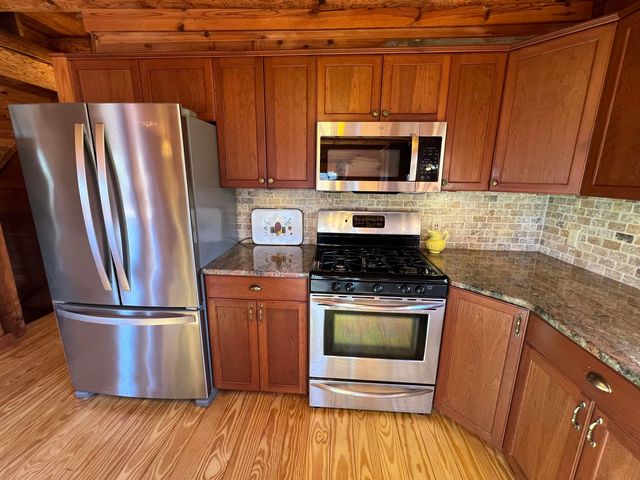 103 CRYSTAL LN, Faber, VA 22938