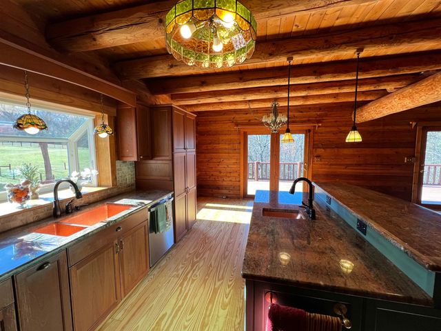 103 CRYSTAL LN, Faber, VA 22938