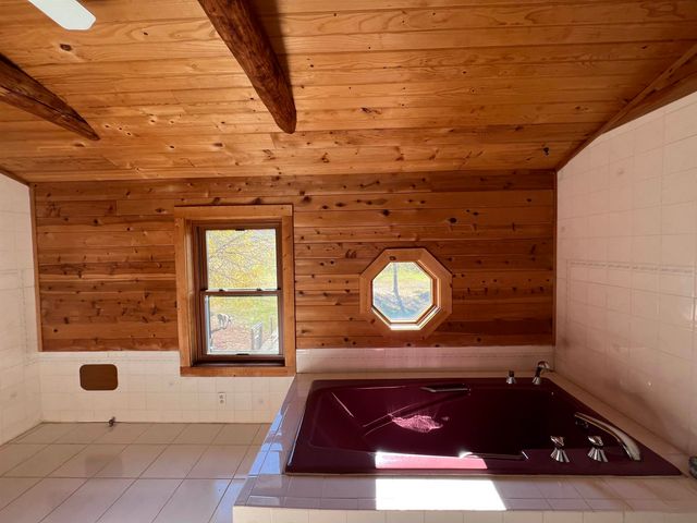 103 CRYSTAL LN, Faber, VA 22938