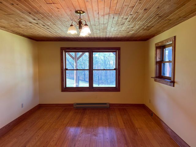 103 CRYSTAL LN, Faber, VA 22938