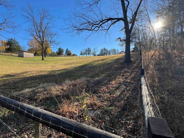 103 CRYSTAL LN, Faber, VA 22938