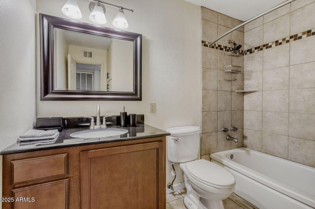 4025 W CLAREMONT Street, Phoenix, AZ 85019