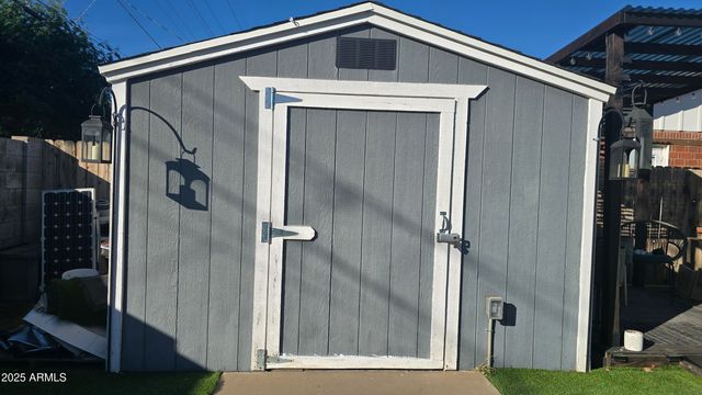 4025 W CLAREMONT Street, Phoenix, AZ 85019