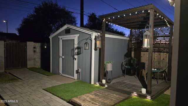 4025 W CLAREMONT Street, Phoenix, AZ 85019