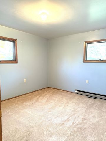 411 8th Street NE, Fosston, MN 56542