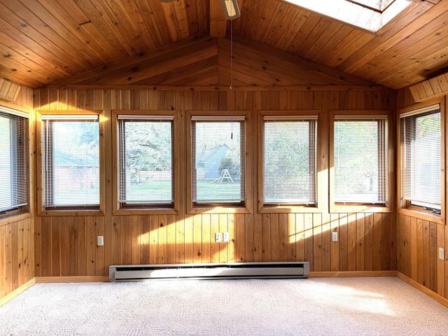 411 8th Street NE, Fosston, MN 56542