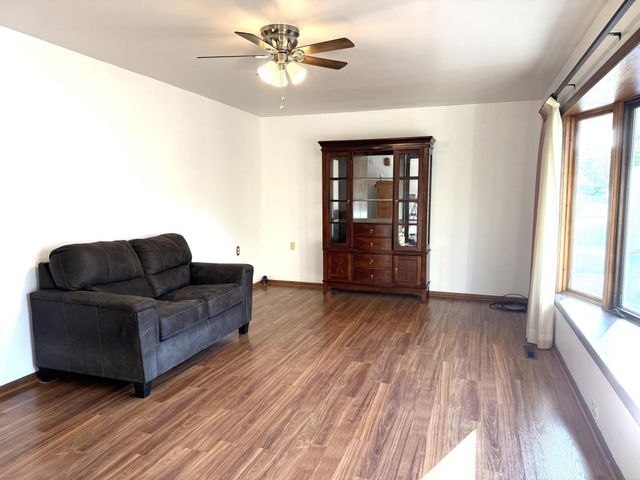 411 8th Street NE, Fosston, MN 56542