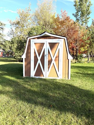 411 8th Street NE, Fosston, MN 56542