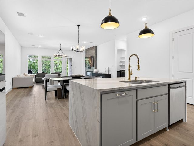 4012 chastetree Lane, Mckinney, TX 75071