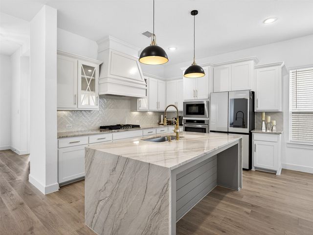 4012 chastetree Lane, Mckinney, TX 75071