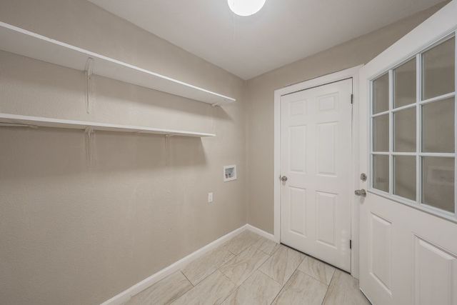 2712 Allen Avenue, Arlington, TX 76014