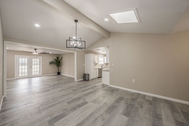 2712 Allen Avenue, Arlington, TX 76014