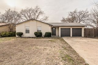 2712 Allen Avenue, Arlington, TX 76014