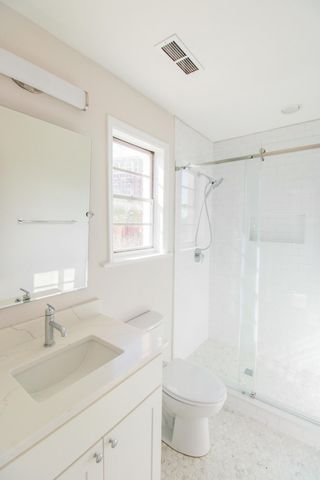 25 Ashley Avenue, Charleston, SC 29401