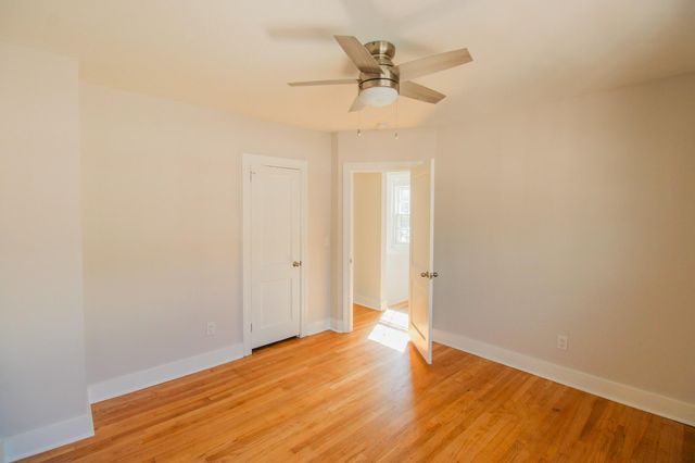 25 Ashley Avenue, Charleston, SC 29401