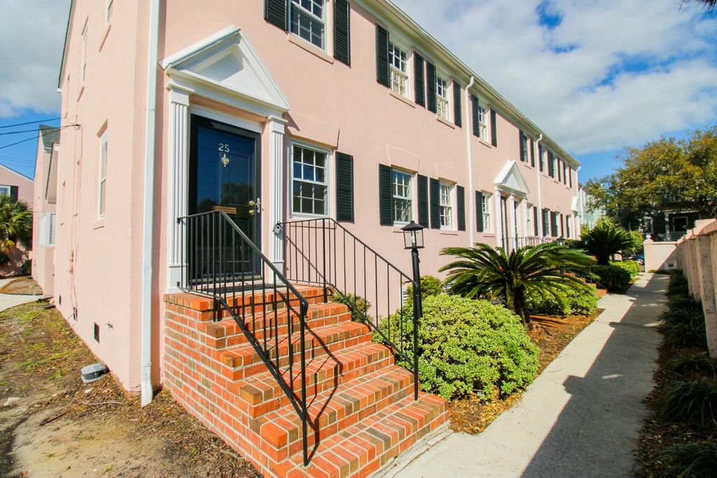 25 Ashley Avenue, Charleston, SC 29401