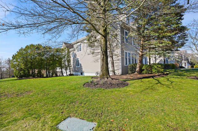 39 High Point Circle, Rye Brook, NY 10573