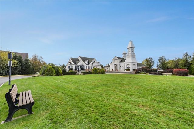 39 High Point Circle, Rye Brook, NY 10573