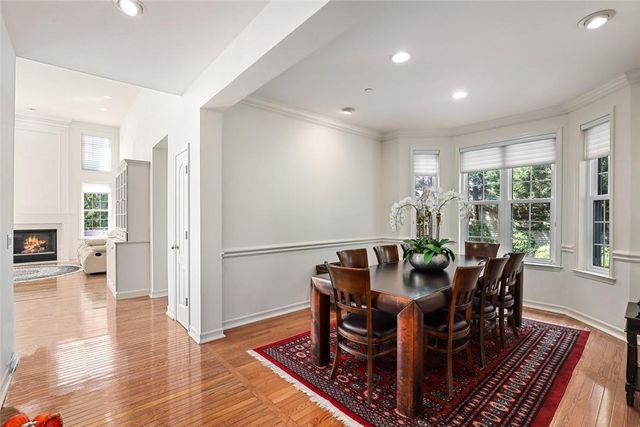 39 High Point Circle, Rye Brook, NY 10573
