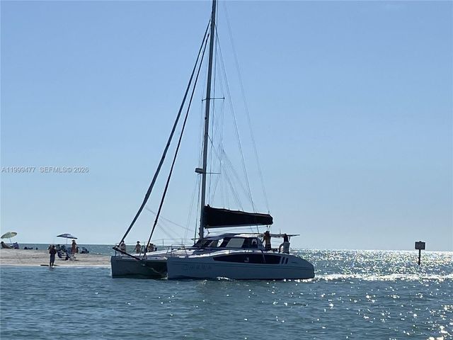 3304 Lisa Ln 102, Naples, FL 34109