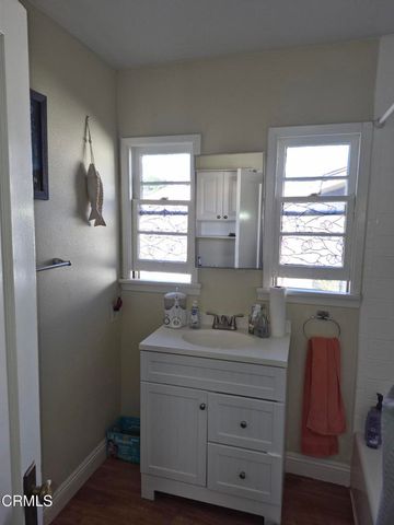 1056 Richards Avenue, Ventura, CA 93004