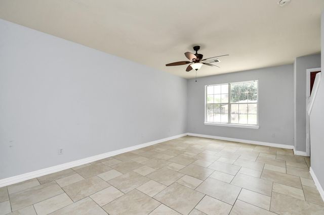 10022 Raymondville Road B, Houston, TX 77093