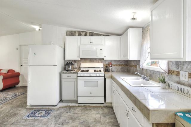 730 MCCLELLAN ROAD, Frostproof, FL 33843