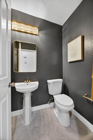 7713 Heredia Dr, Citrus Heights, CA 95610