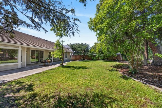 7713 Heredia Dr, Citrus Heights, CA 95610