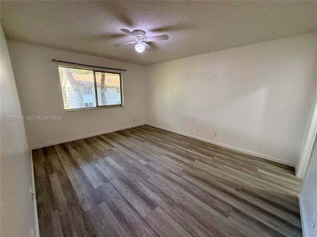 110 Gardens Dr 203, Pompano Beach, FL 33069