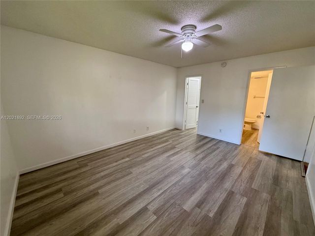 110 Gardens Dr 203, Pompano Beach, FL 33069