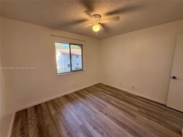110 Gardens Dr 203, Pompano Beach, FL 33069