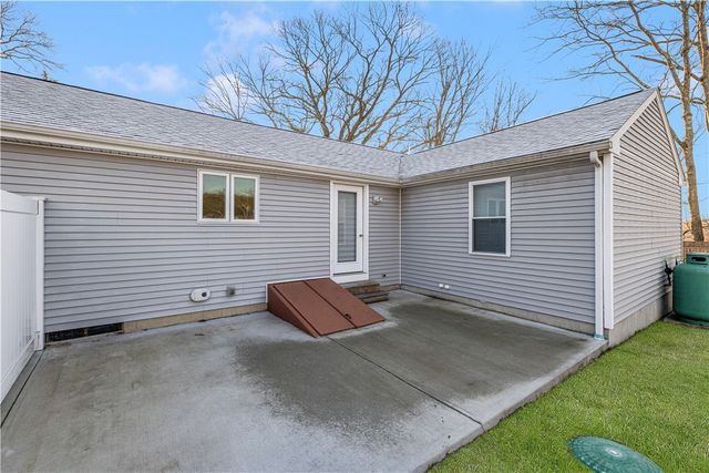 8 Deluca Street, Johnston, RI 02919