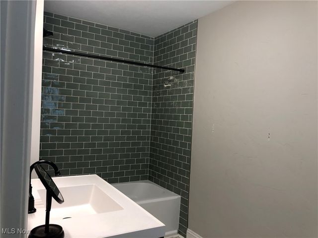 330 Foundry Street, Medina, OH 44256